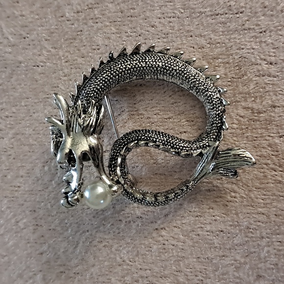 Fantasy Dragon Sea Serpent Silvertone faux pearl pin brooch Celtic Goth Punk - Picture 1 of 4